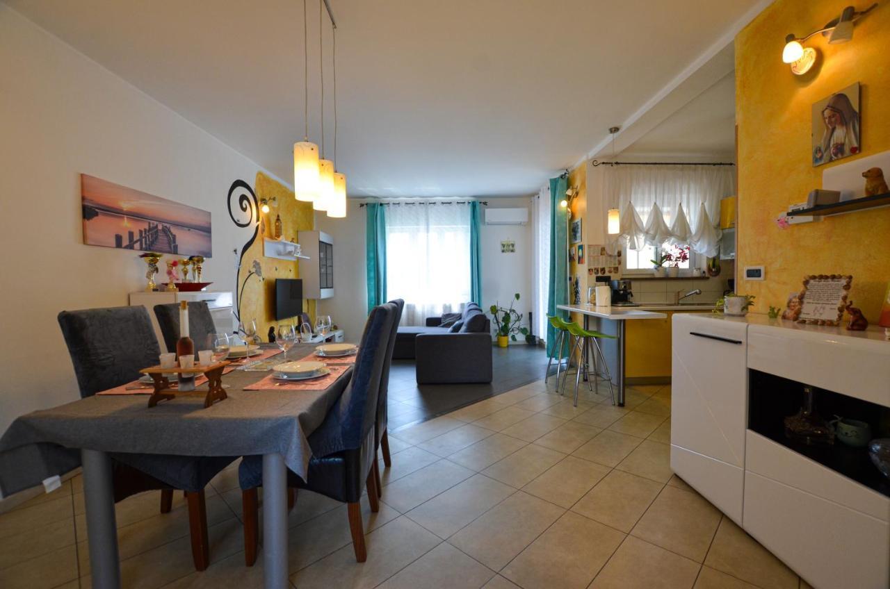 Noemi & Ana Apartment Ровинь Экстерьер фото