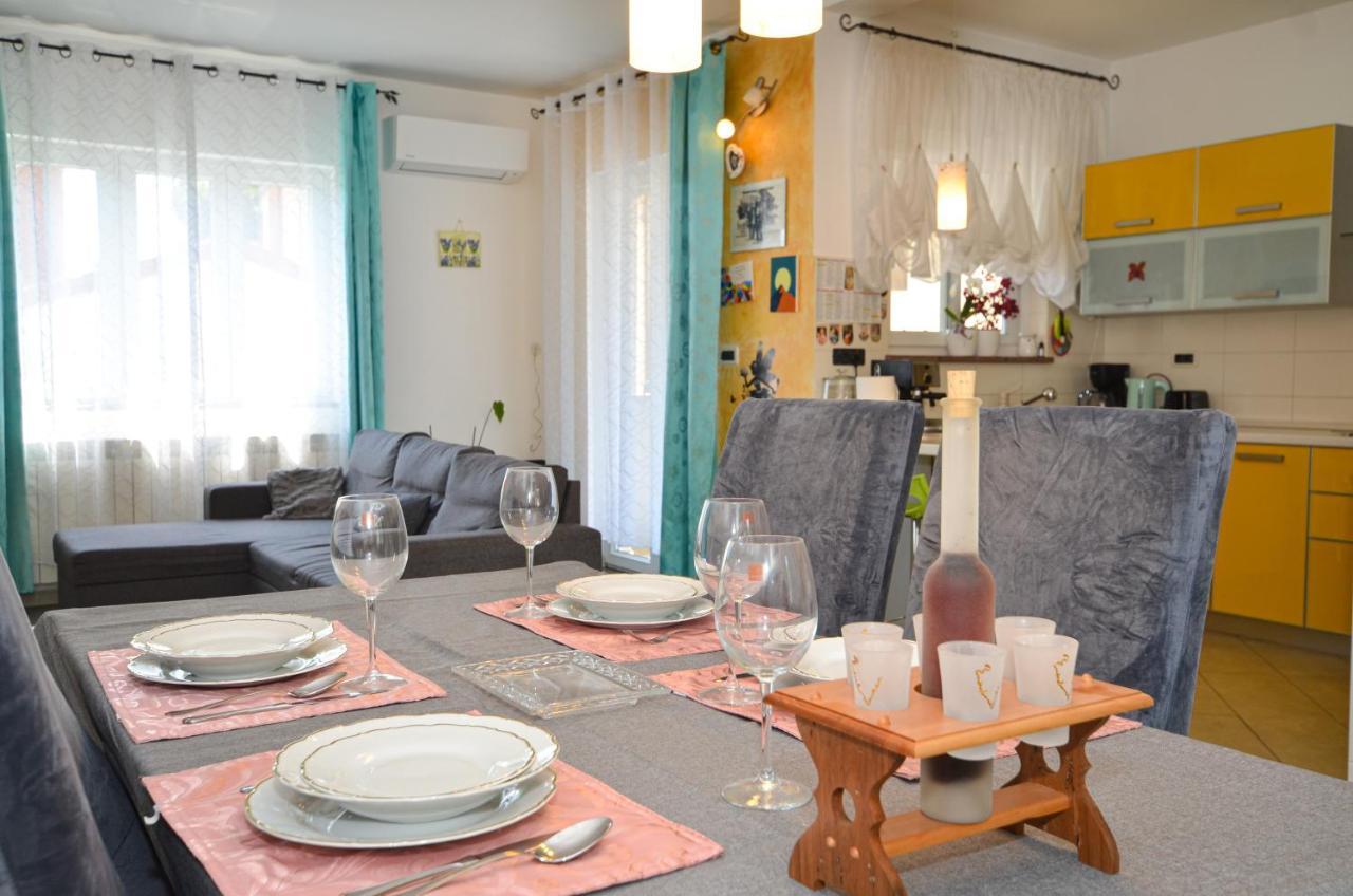 Noemi & Ana Apartment Ровинь Экстерьер фото